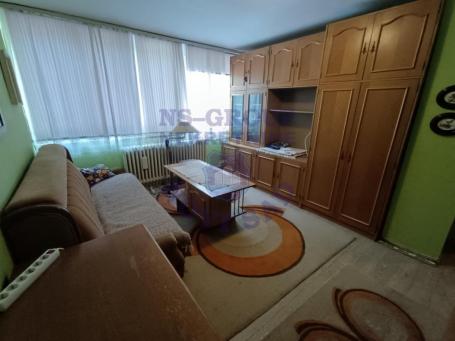 Jednosoban stan sa terasom na Detelinari 