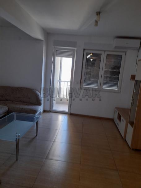 Izdavanje-stan   45 m2