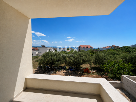 ŠIBENIK, VODICE – 3 spavaće sobe, pogled na more, NOVOGRADNJA!