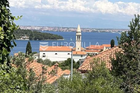 Otok Ugljan, Kali, lijepa kuća s pogledom na more