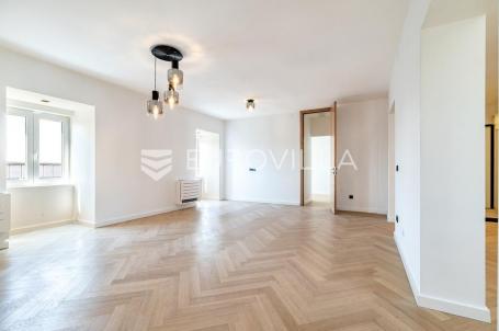 Zagreb, Varšavska, novoadaptiran trosoban stan, 75 m²