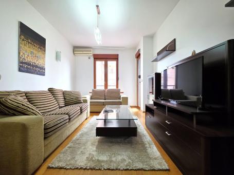 Dvosoban lijepo namješten stan, 57m2, Momišići, Podgorica