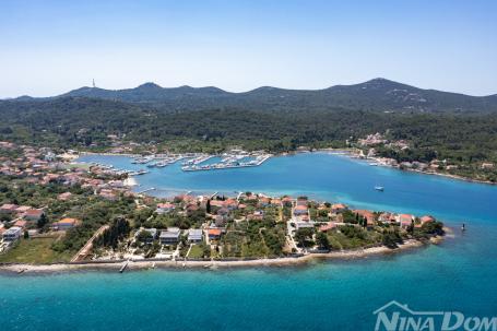 Luksuzna villa u 1. redu do mora – Sutomišćica, otok Ugljan