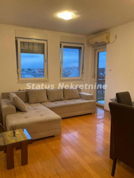 Jednoiposoban stan, 39 m², Rotkvarija, Novi Sad