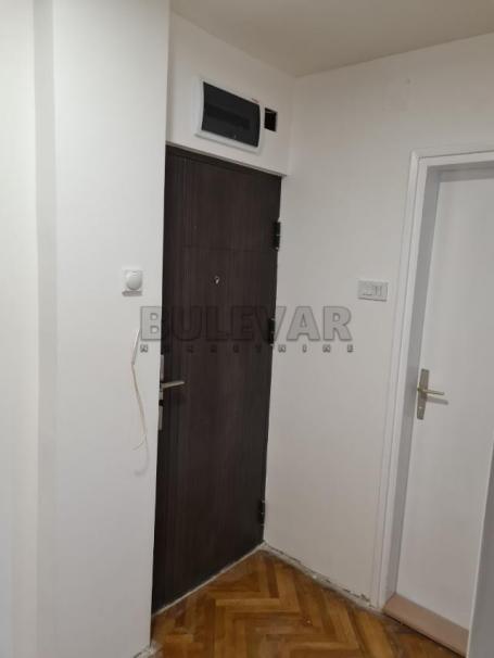 Izdavanje, Stan, 40m2 , Medijana