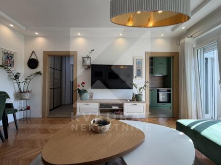 Prodaja, Dvosoban stan, Podgorica, Stara Varoš, 75m2