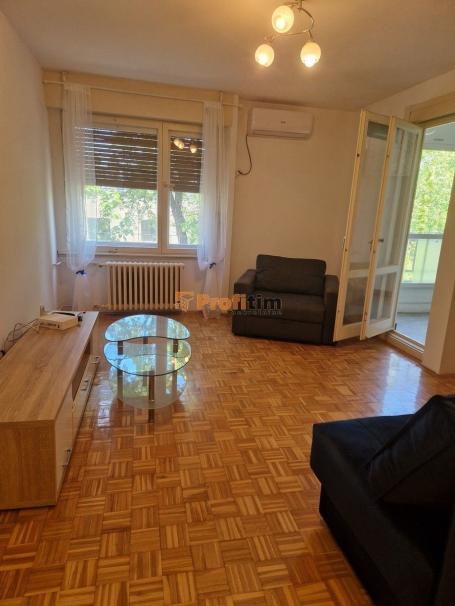 Blok 30, Bulevar Mihaila Pupina, 1.0, 41m2, II, CG. 