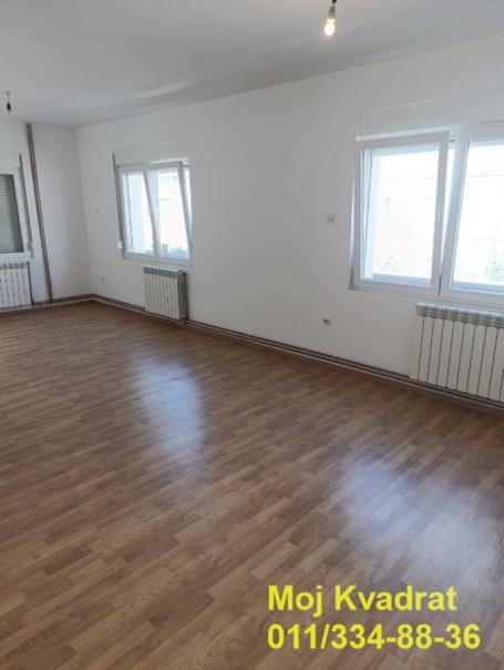 Zemun - Batajnica, 155m2