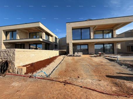 Kuća Prodaja modernih vila u predivnom stambenom naselju, Umag