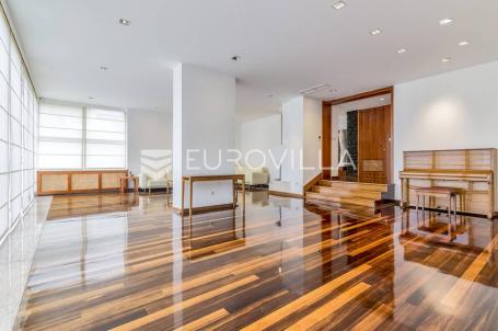 Zagreb, Mlinovi, luksuzna vila 860 m² na zemljištu 2600 m²