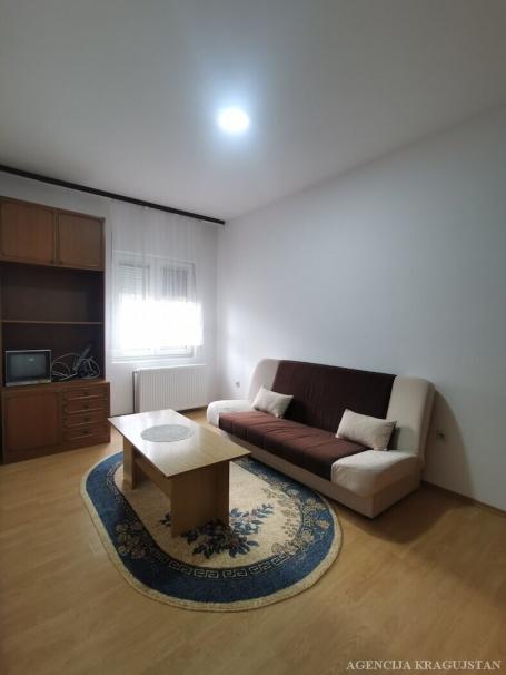 Izdavanje, Stan, 40m2 , Bubanj