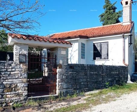 Kuća Duplex kuća u blizini Oprtlja, s dvorištem i pogledom na prirodu