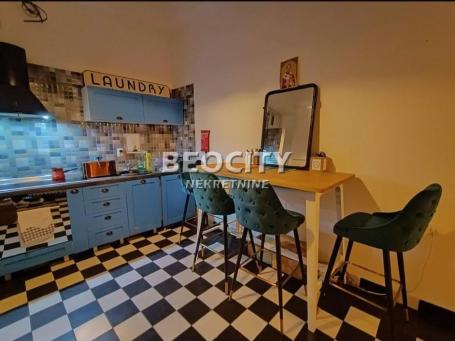 Novi Sad, Centar, Šafarikova, 5.0, 110m2, 285000EUR