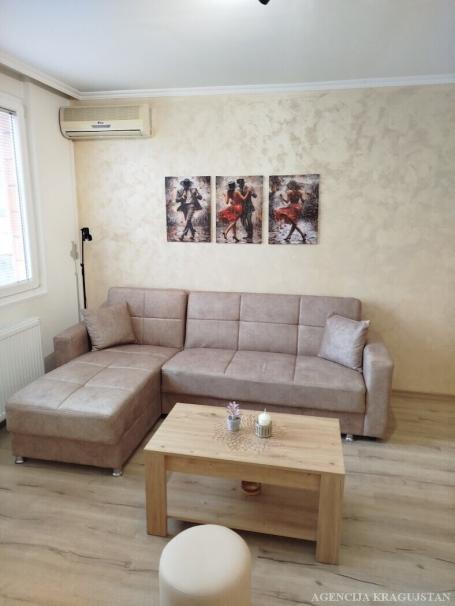 Izdavanje, Stan, 33m2 , Kragujevac