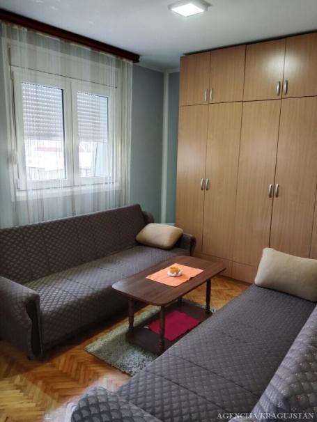 Izdavanje, Stan, 25m2 , Bubanj