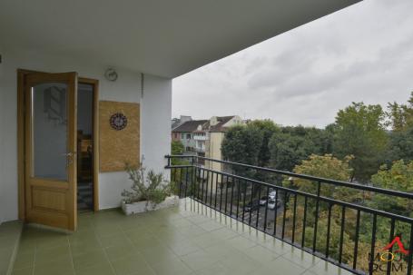 NOVI SAD - CENTAR - TROIPOSOBAN STAN - 138 m2 - 369,600€