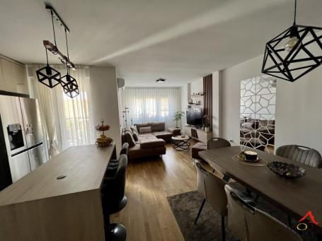 NOVI SAD - TELEP - TROSOBAN STAN - 87 m2 - 267,800€
