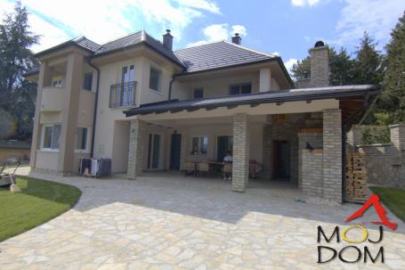 SREMSKA KAMENICA - POPOVICA - KUćA - 166 m2 - 1,310,000€