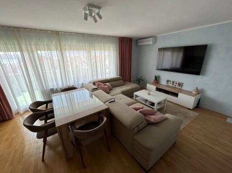 Prodaja, Stan, 83m2 , Tivat