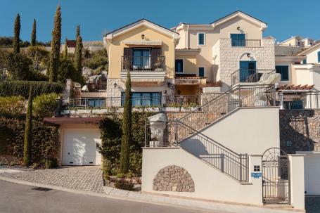 Prodaja, Kuća, 145m2 , Luštica Bay