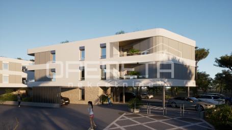 Istra, Umag – stan 120 m², 2 spavaće, terase, bazen, 500 m od mora