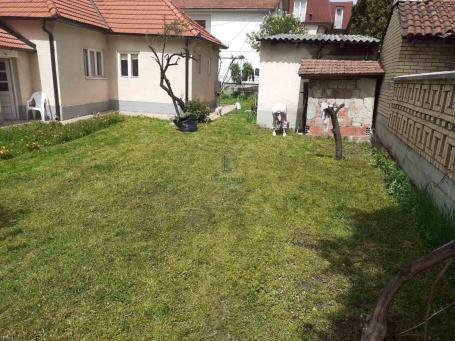 Čačak, kuća, 90m2