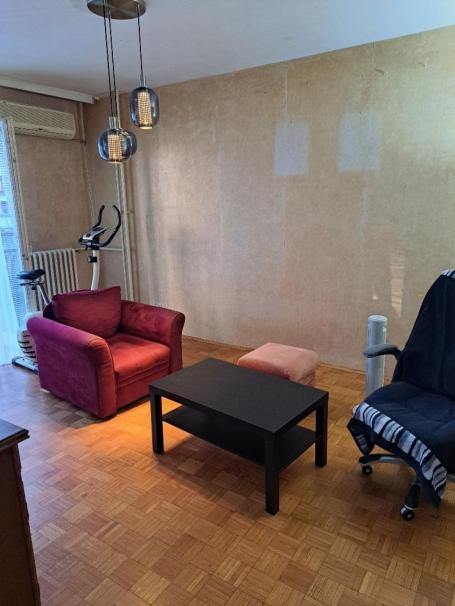 Stan dvoiposoban 71m2, Jurija Gagarina, Blok62, Novi Beograd