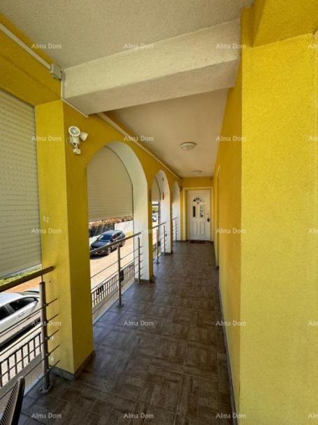 Kuća Fažana – Kuća s 3 stambene jedinice, 200 m od mora