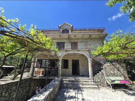 Dražice – samostojeća kuća s okućnicom