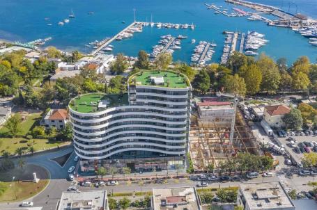 Royal Gardens complex, Budva