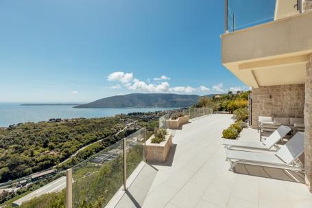 Luxury 3 bedroom Villa Podi