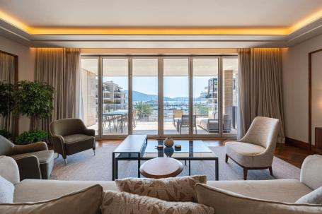 Exclusive 2 bedroom Apartment Elena