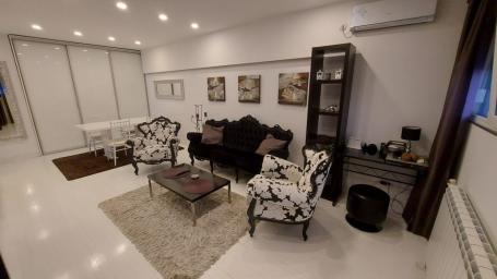 Novi Beograd - Belville, 3,0 s, 68 m2 luksuzno uredjen