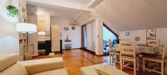 Prodaja, Stan, 108m2 , Budva