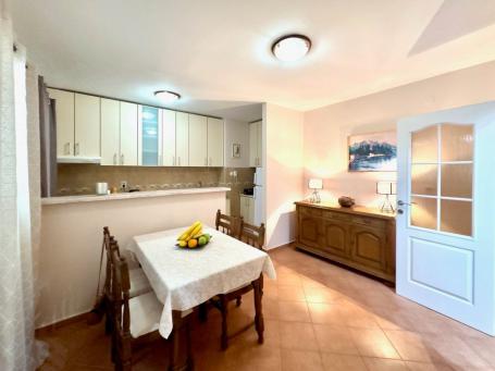 Prodaja, Stan, 80m2 , Seljanovo