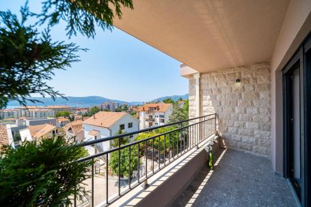 Prodaja, Stan, 78m2 , Tivat