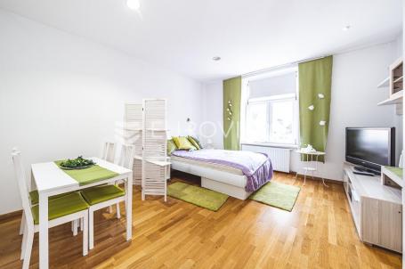 Zagreb, Tkalčićeva, dvosoban stan 37 m²