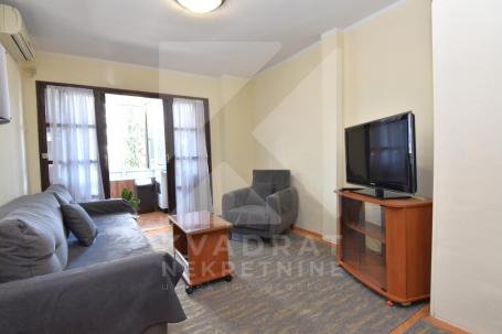 Izdavanje, Dvosoban stan, Podgorica, Preko Morače, 55m2