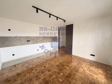 572149-Jednoiposoban-38m2-Novo naselje