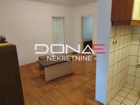 Dvoiposoban stan 53m² kod Gradske bolnice – odlična lokacija