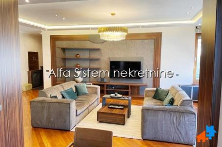 Izdavanje, Stan, Hram Svetog Save