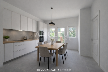 Pula, Centar - stan u prizemlju s dvorištem, 55m2, prodaja!