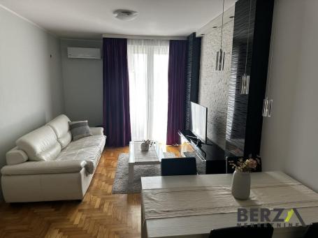  KOMFORAN , NAMEŠTEN JEDNOIPOSOBAN STAN, BULEVAR EVROPE