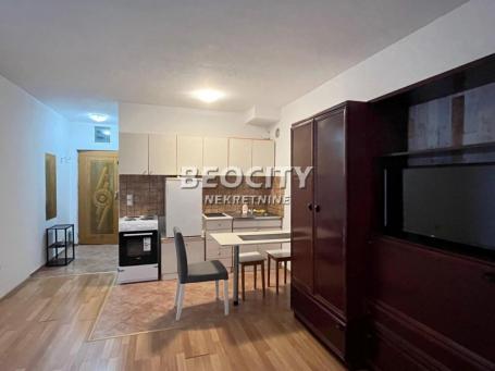Novi Sad, Bulevar Oslobođenja, Augusta Cesarca, 0.5, 30m2, 300EUR