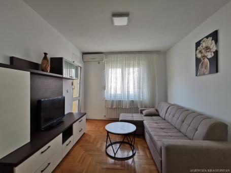 Izdavanje, Stan, 40m2 , Centar
