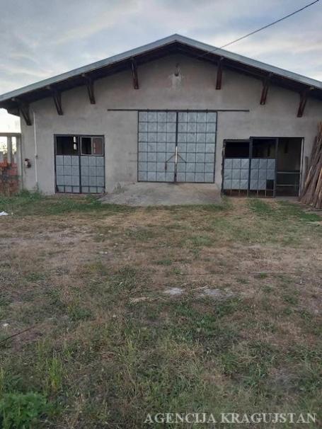 Izdavanje, Lokal, 500m2 , Cerovac