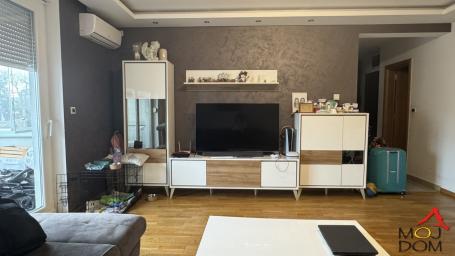 NOVI SAD - SAJAM - TROSOBAN STAN - 69 m2 - 221,450€