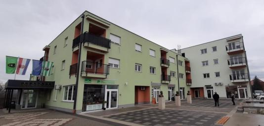 Trg hrvatskih velikana, Zgrada, 1.350.000,00 EUR
