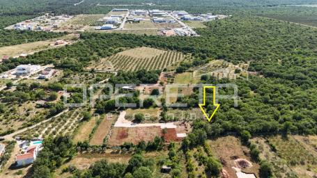 Poličnik – građevinsko zemljište 697 m² s odličnim potencijalom