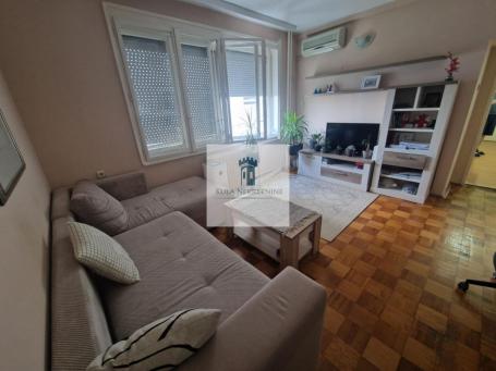 Dvosoban stan 54 m², odlična, tražena lokacija!